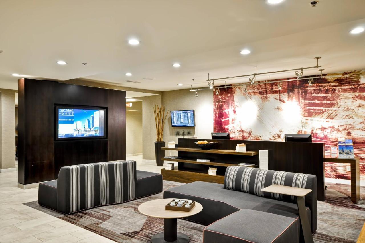 Courtyard By Marriott Jacksonville Airport/ Northeast Exterior foto